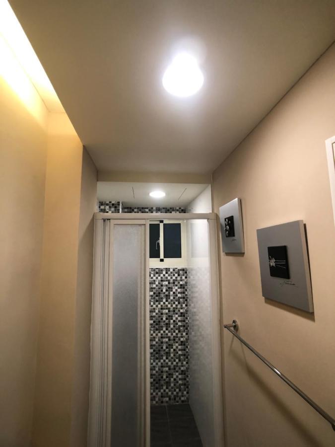 Apartamento 逢甲柏斯青年旅棧 Taichung Exterior foto