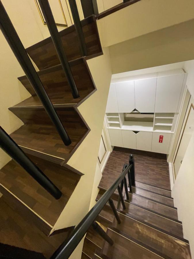 Apartamento 逢甲柏斯青年旅棧 Taichung Exterior foto