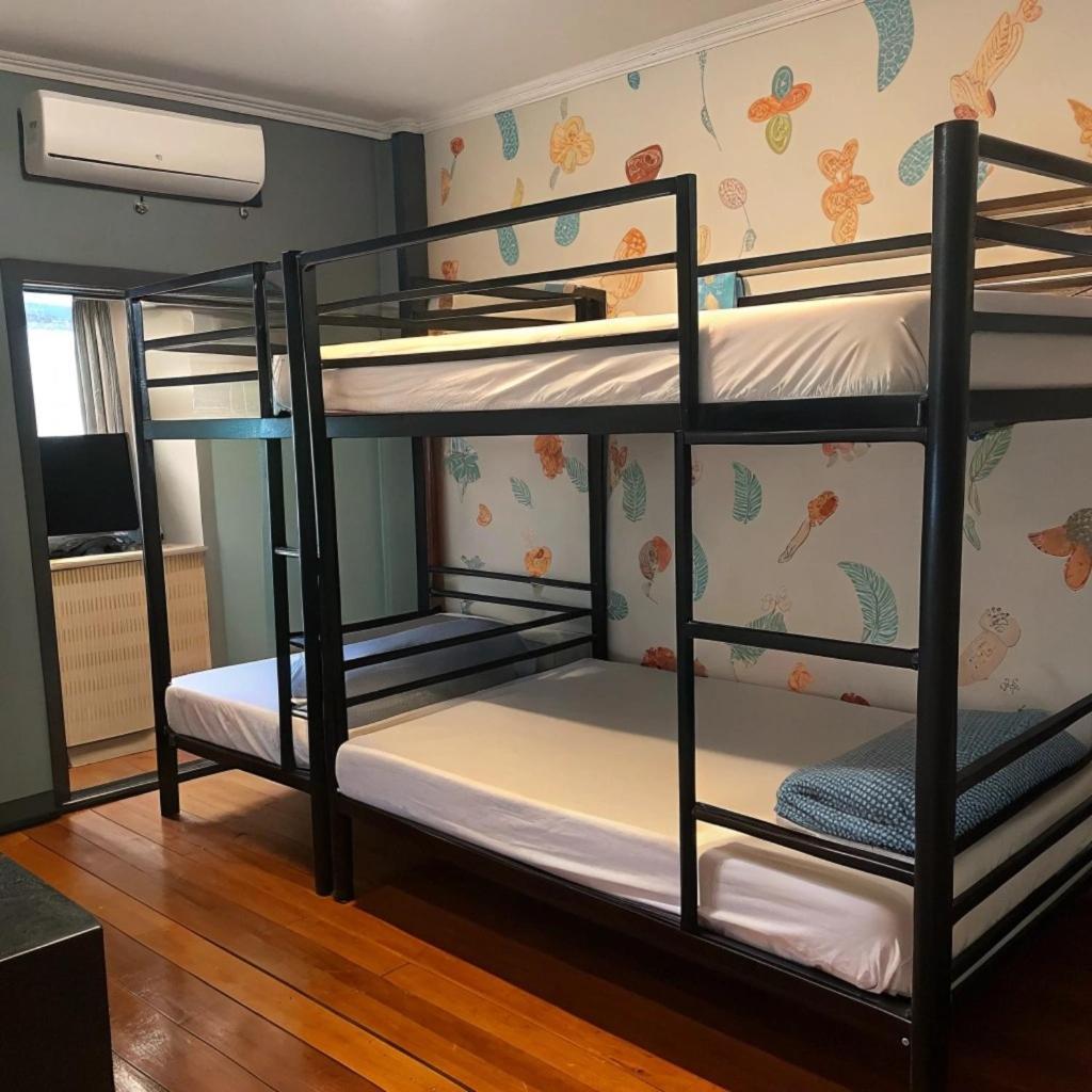 Apartamento 逢甲柏斯青年旅棧 Taichung Exterior foto