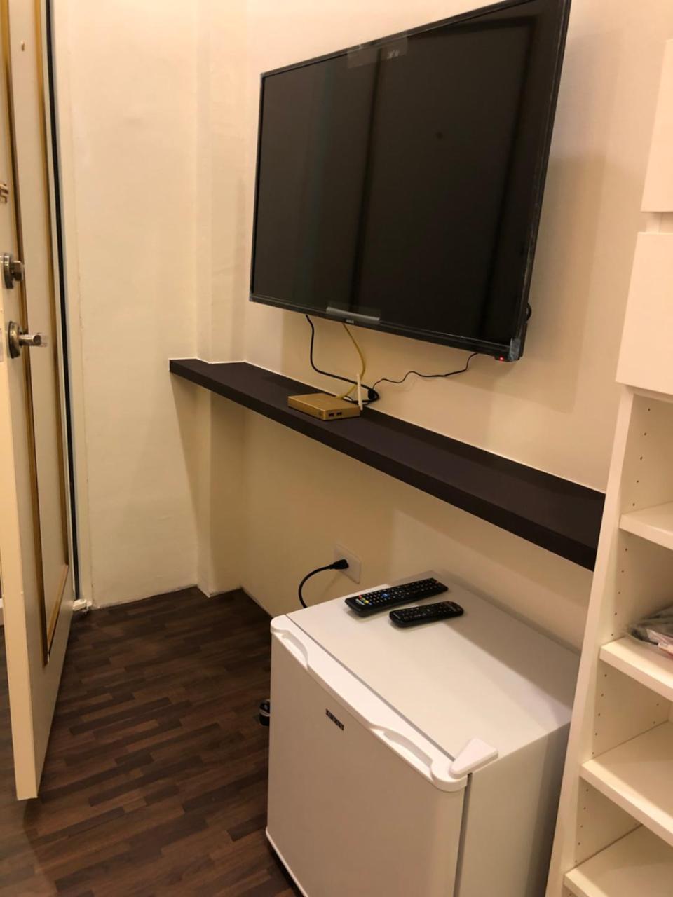 Apartamento 逢甲柏斯青年旅棧 Taichung Exterior foto